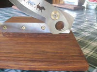 Biltong cutter, biltong carver, biltong kerwer, biltong slicer